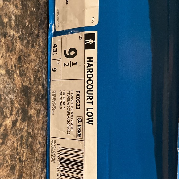 Adidas - Picture 2 of 2